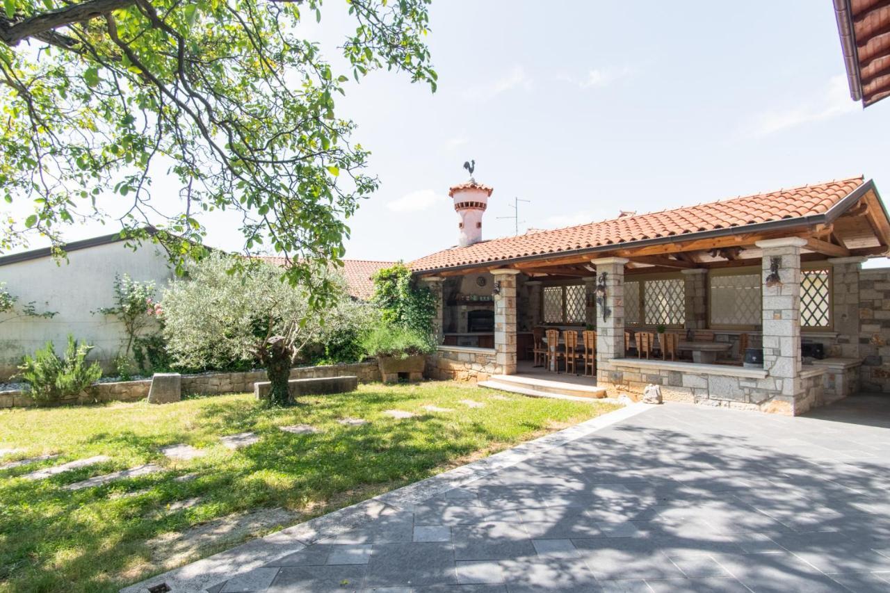 Villa Hermes Art Dutovlje Ngoại thất bức ảnh