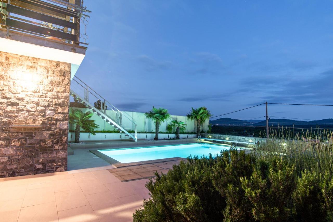 Villa Hermes Art Dutovlje Ngoại thất bức ảnh